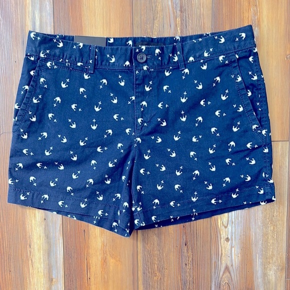Banana Republic Hampton Fit Anchor Print Shorts 6 - Picture 1 of 2